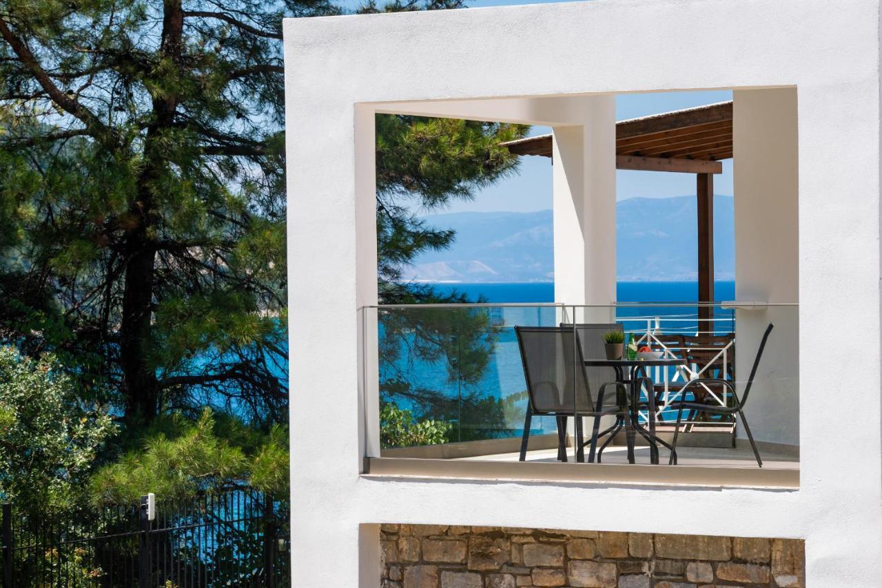 Villa Victoria By La Scala Beach Limenas  Bagian luar foto