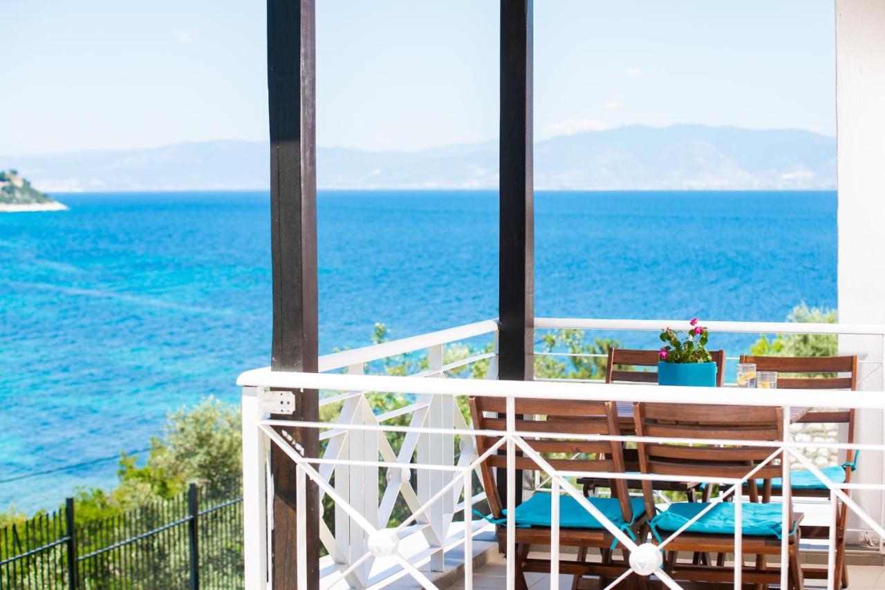 Villa Victoria By La Scala Beach Limenas  Bagian luar foto