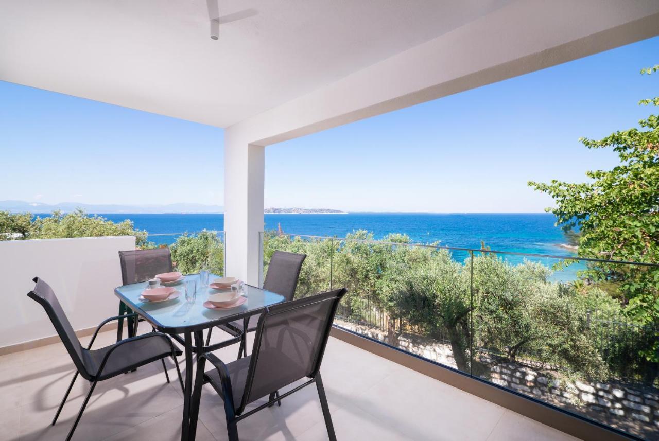 Villa Victoria By La Scala Beach Limenas  Bagian luar foto