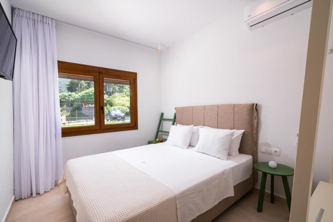Villa Victoria By La Scala Beach Limenas  Bagian luar foto