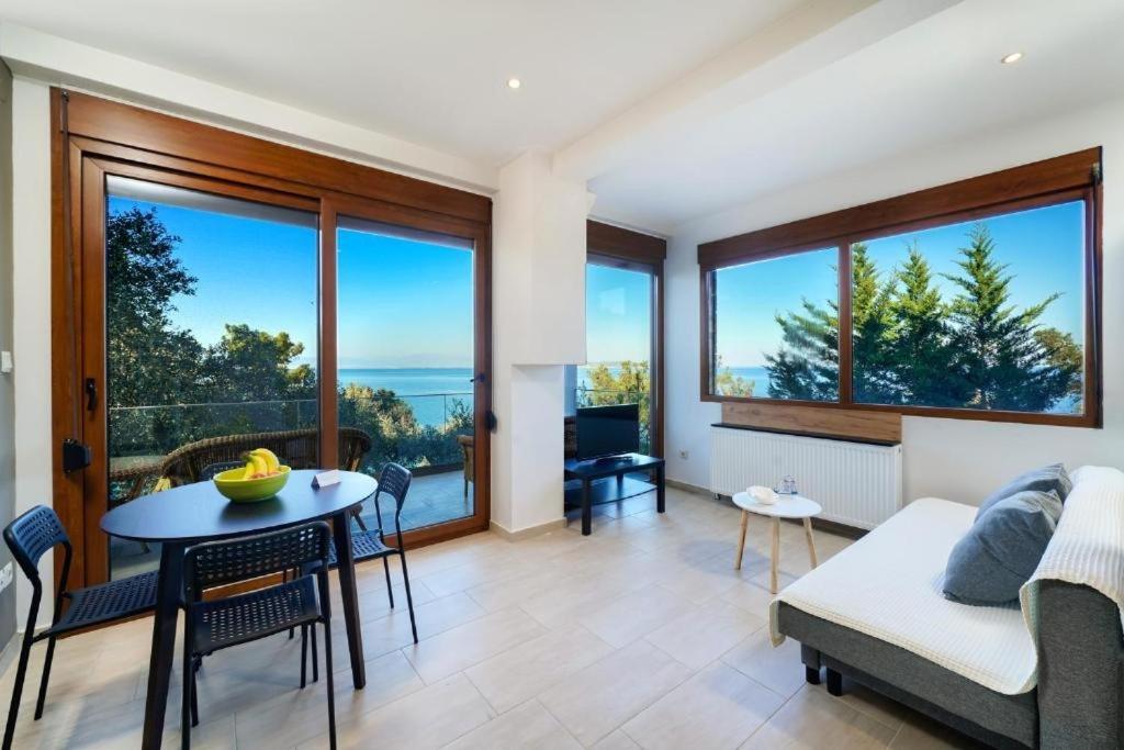 Villa Victoria By La Scala Beach Limenas  Bagian luar foto